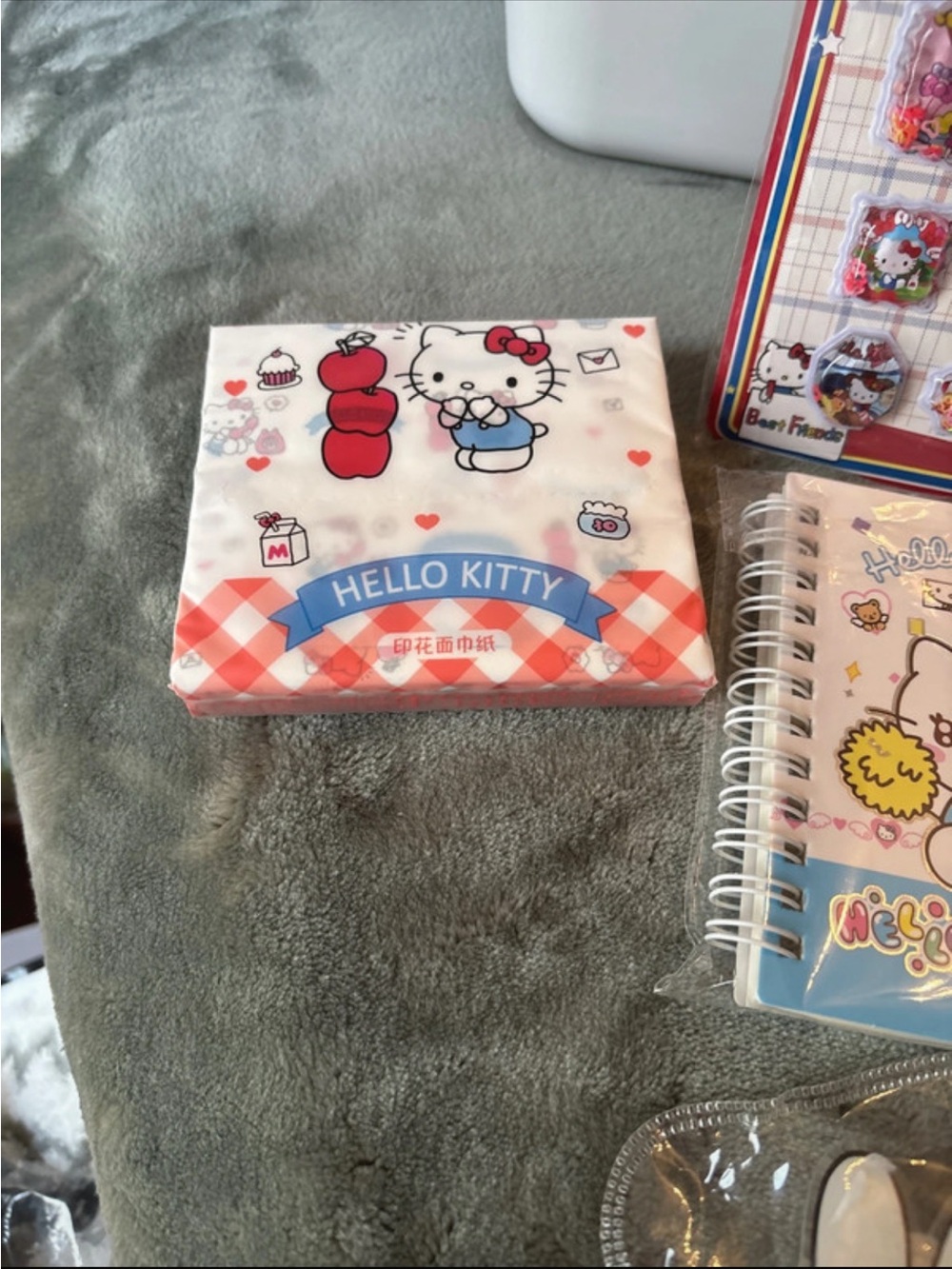 Hello Kitty Bundle! - Picture 7 of 9